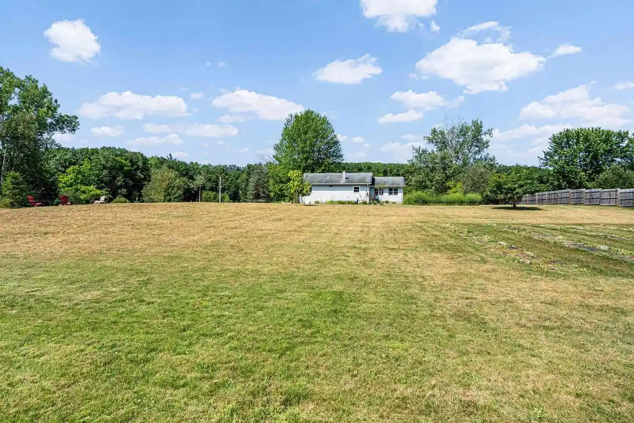 Photo 3 of Single family home for sale at 2847 Linden Road Road, Rosholt, WI 54473 | MLS# 50330606 | Listing updated on 2026-08-18
