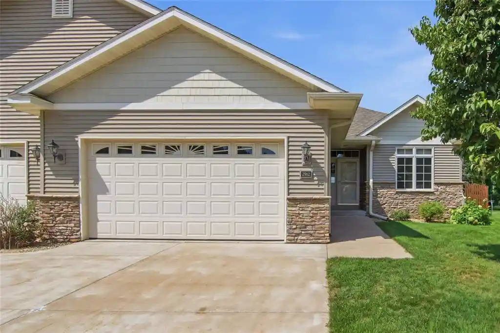 1st image of 2912 Putnam Glen Pl Pl, Eau Claire, WI 54701 | MLS# 1603994