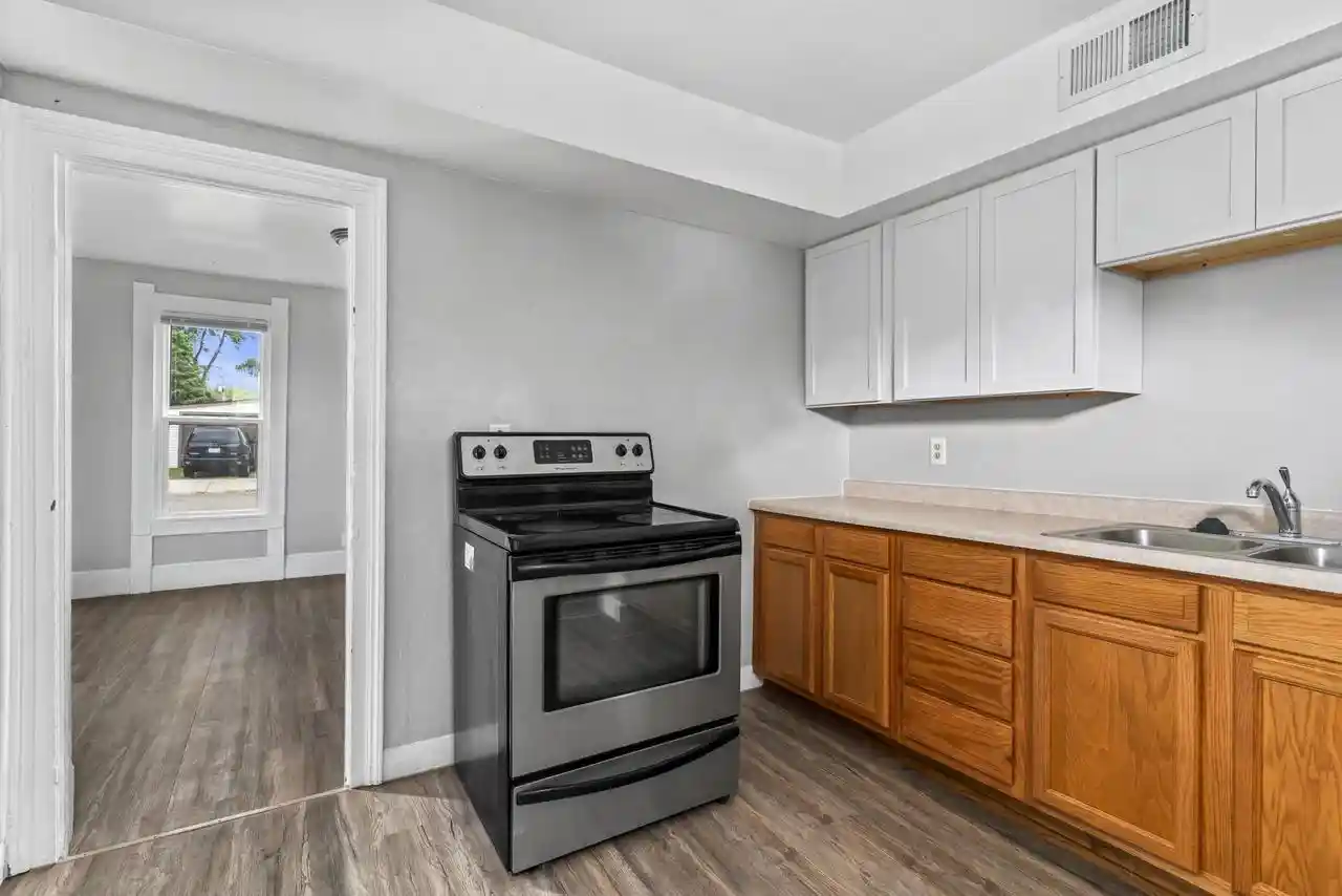 2nd image of 413 Green Street Street, Neenah, WI 54956 | MLS# 50330623