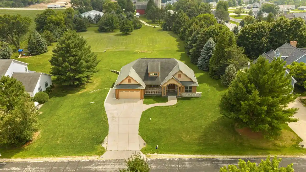1st image of W2261 E Oak Ridge Dr Dr, Oconomowoc, WI 53066 | MLS# 1975271