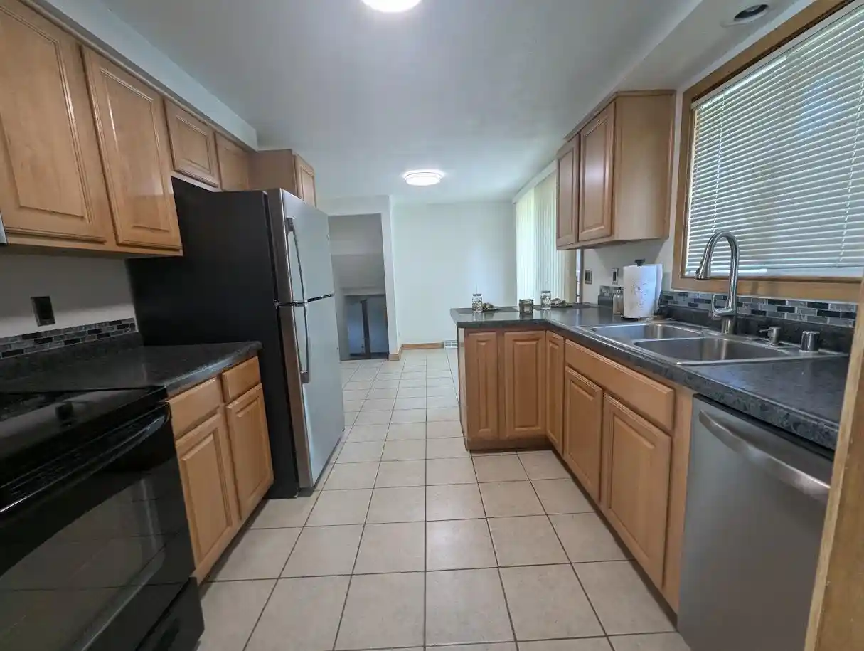 28th image of 1640 S Westhaven Dr Dr, Oshkosh, WI 54904 | MLS# 50330630