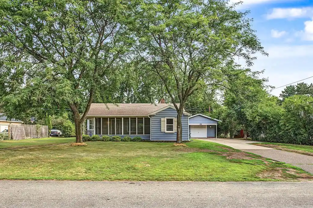 Photo 1 of Single family home for sale at 2404 Willis Avenue Avenue, Eau Claire, WI 54703 | MLS# 1603929 | Listing updated on 2026-09-23