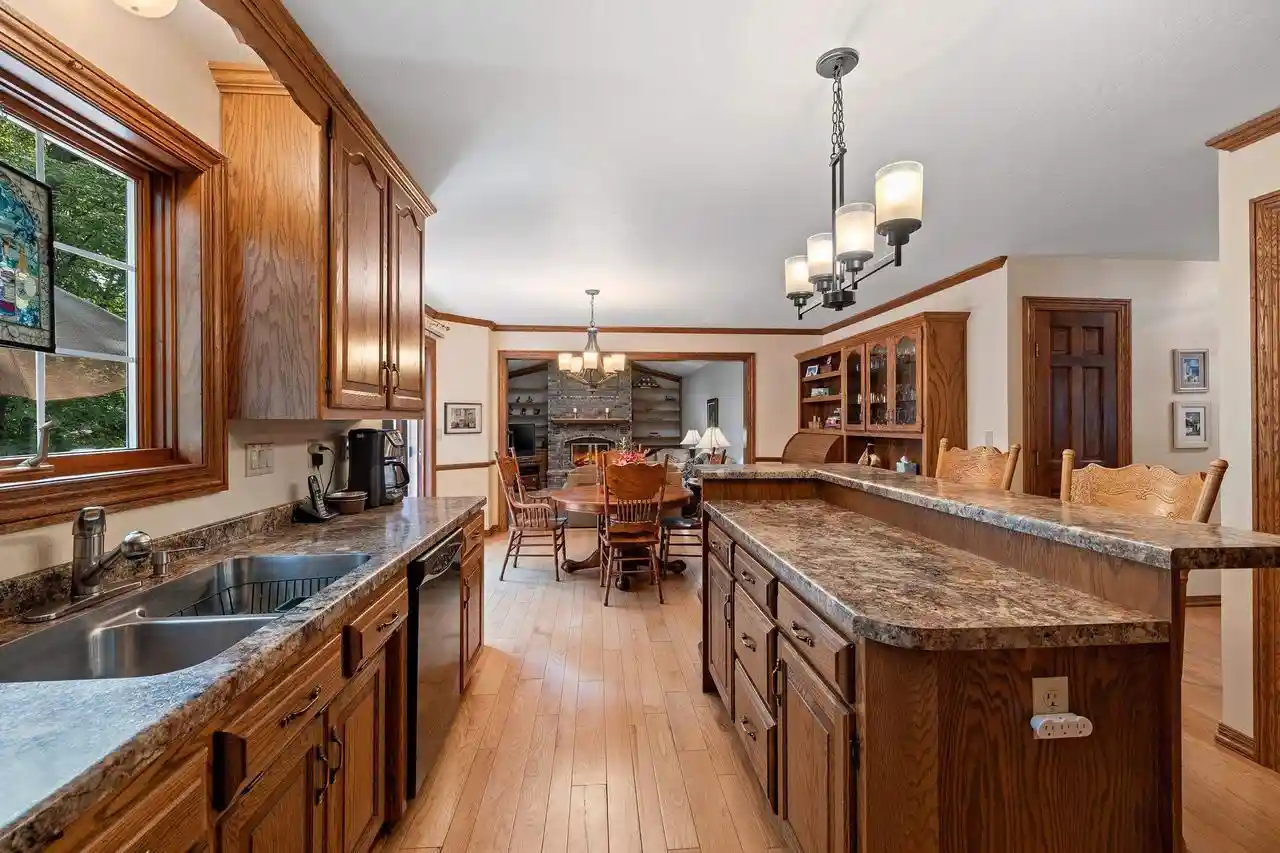 Photo 3 of Single family home for sale at 2495 Shady Oak Dr Dr, Green Bay, WI 54304 | MLS# 50330626 | Listing updated on 2026-09-13