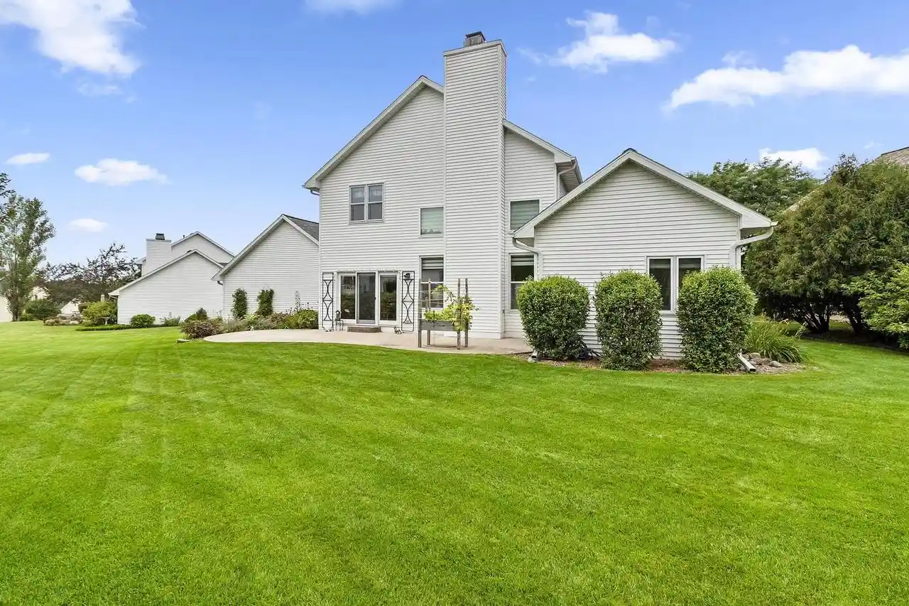 3rd image of 1225 Livingston Street Street, Green Bay, WI 54311 | MLS# 50330646