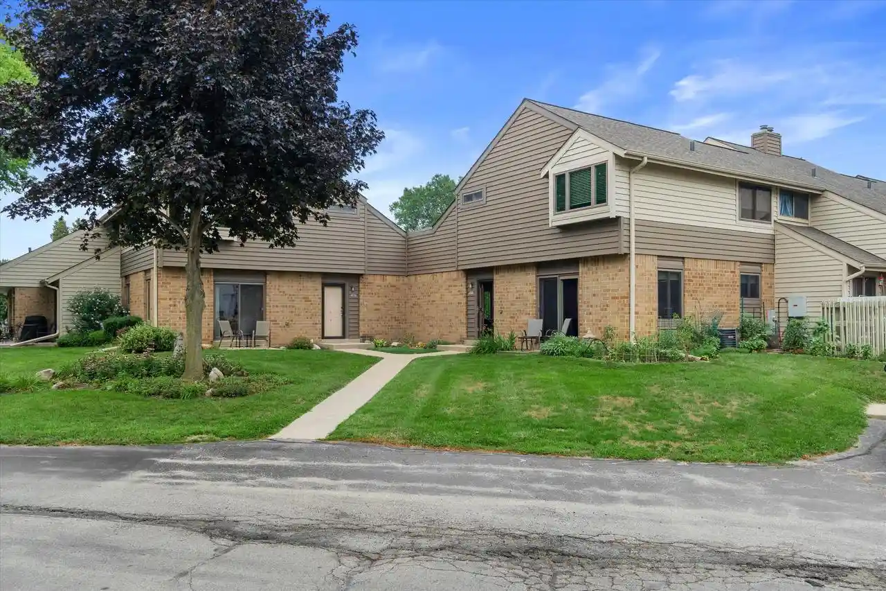 image of 3807 W College Avenue Avenue, Milwaukee, WI 53221 | MLS# 1975281