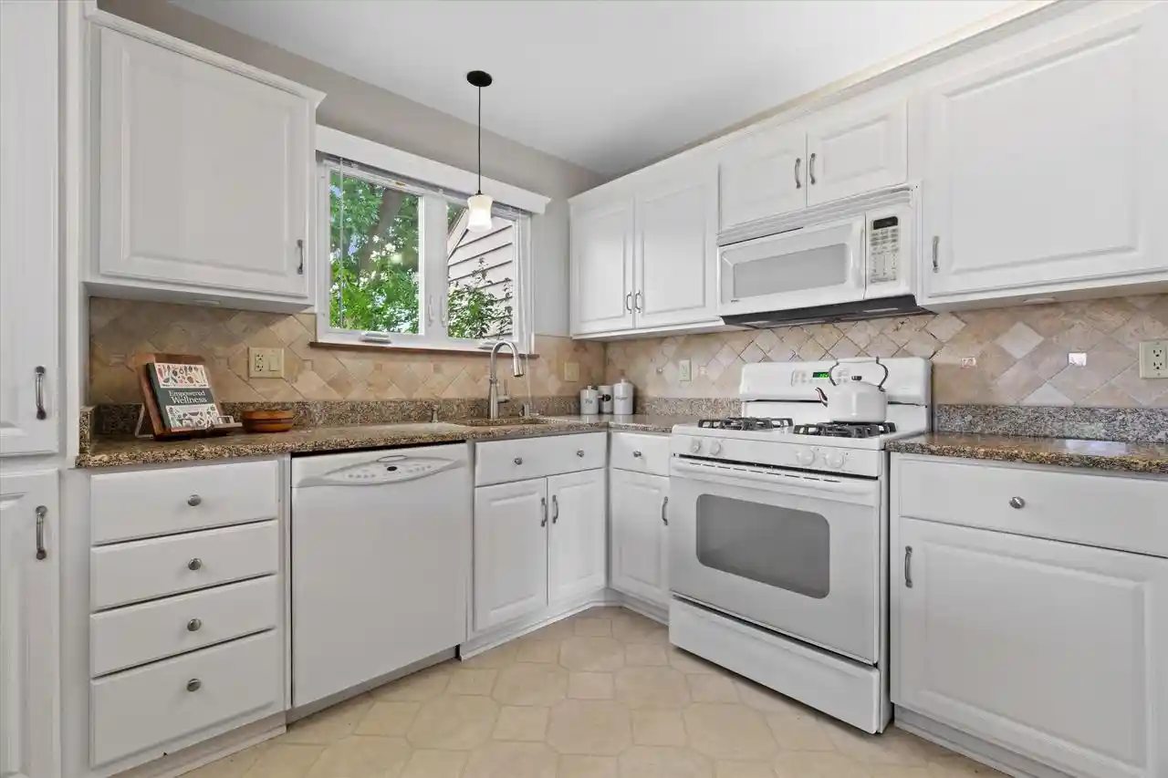 image of 3807 W College Avenue Avenue, Milwaukee, WI 53221 | MLS# 1975281
