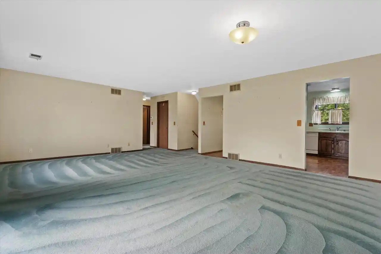 2nd image of 5748 Cambridge Lane Lane #4, Mount Pleasant, WI 53406 | MLS# 1975283