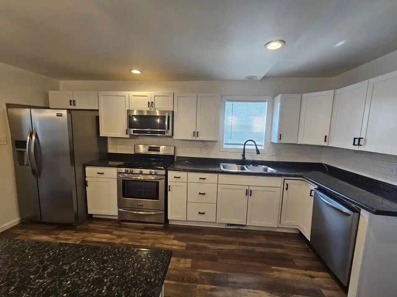 3rd image of 628 N 9Th Street Street, Manitowoc, WI 54220 | MLS# 1975294