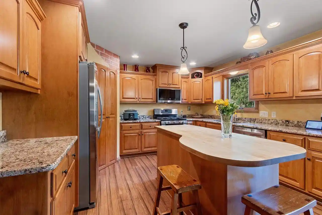 Photo 3 of Single family home for sale at 3110 Seafarer Way Way, Suamico, WI 54173 | MLS# 50330600 | Listing updated on 2026-08-22