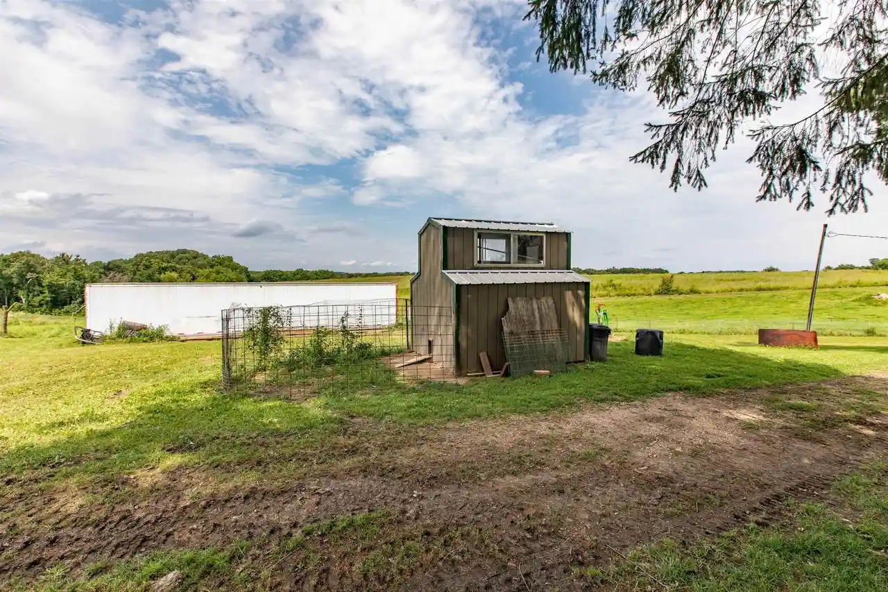 4th image of 15941 County Rd T, Boscobel, WI 53805 | MLS# 2029988