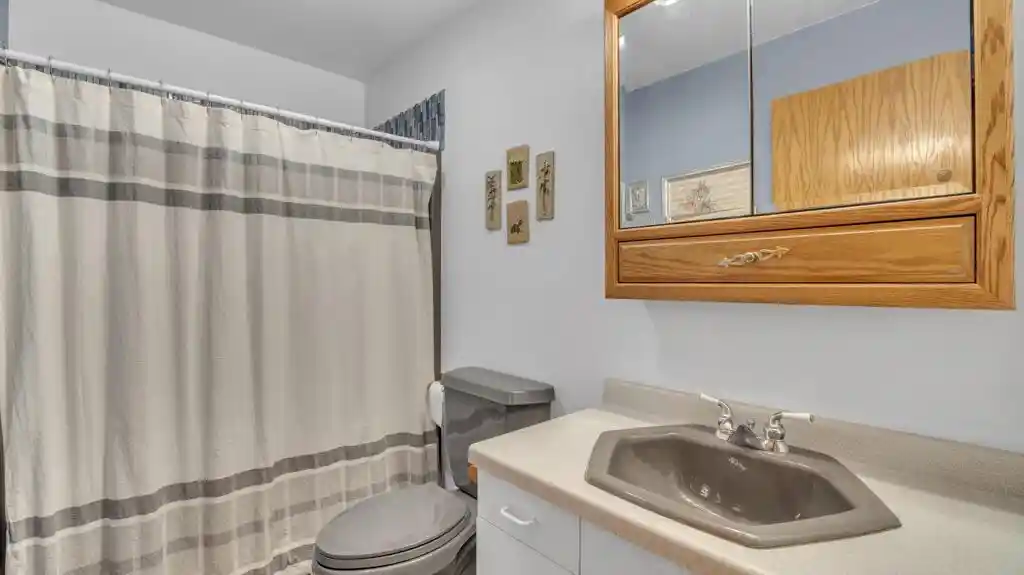 3rd image of 131 Menominee Dr Dr, Sheboygan Falls, WI 53085 | MLS# 1975307