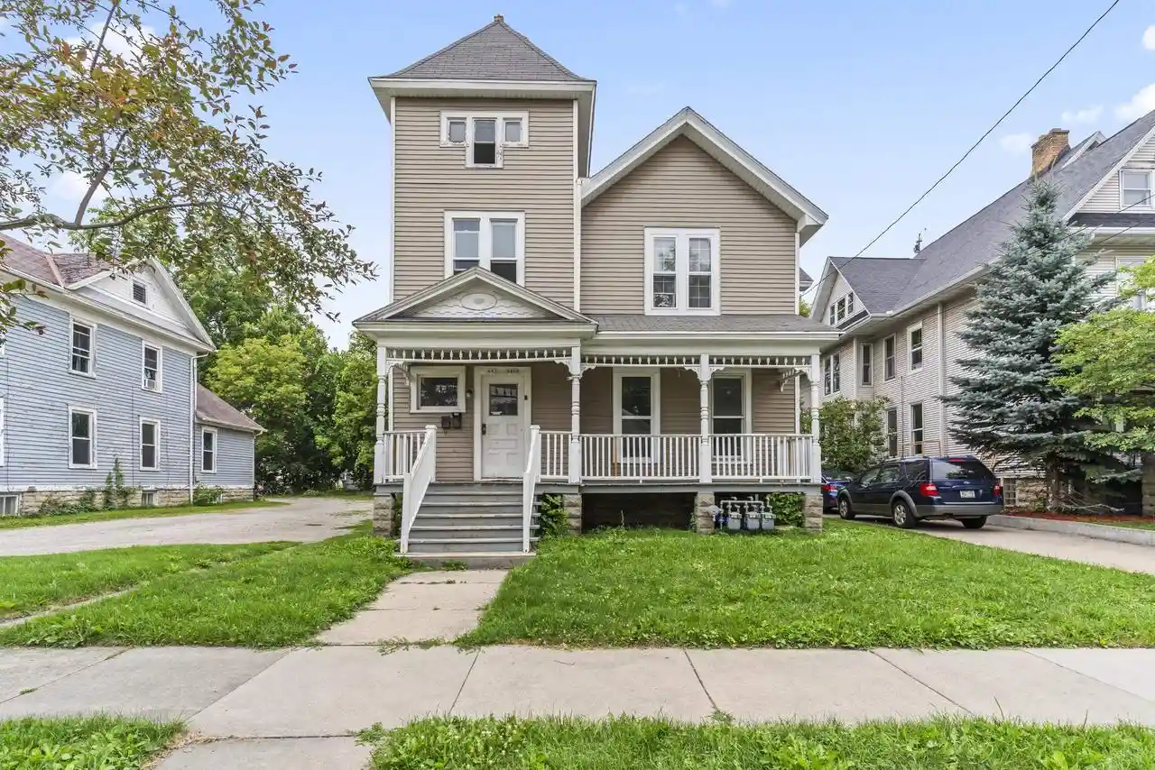 1st image of 685 Franklin Street Street, Oshkosh, WI 54901 | MLS# 50330625