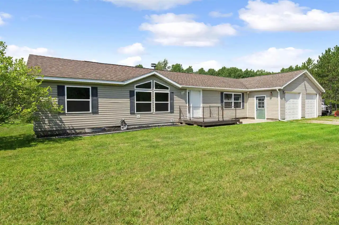 1st image of N3355 Bay De Noc Dr Dr, Menominee, MI 49858 | MLS# 50330664