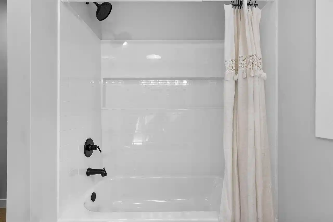 5th image of 2680 Nicolet Dr Dr, Green Bay, WI 54311 | MLS# 50330635