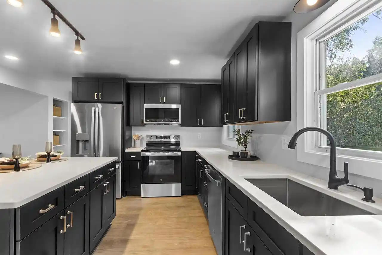36th image of 2680 Nicolet Dr Dr, Green Bay, WI 54311 | MLS# 50330635