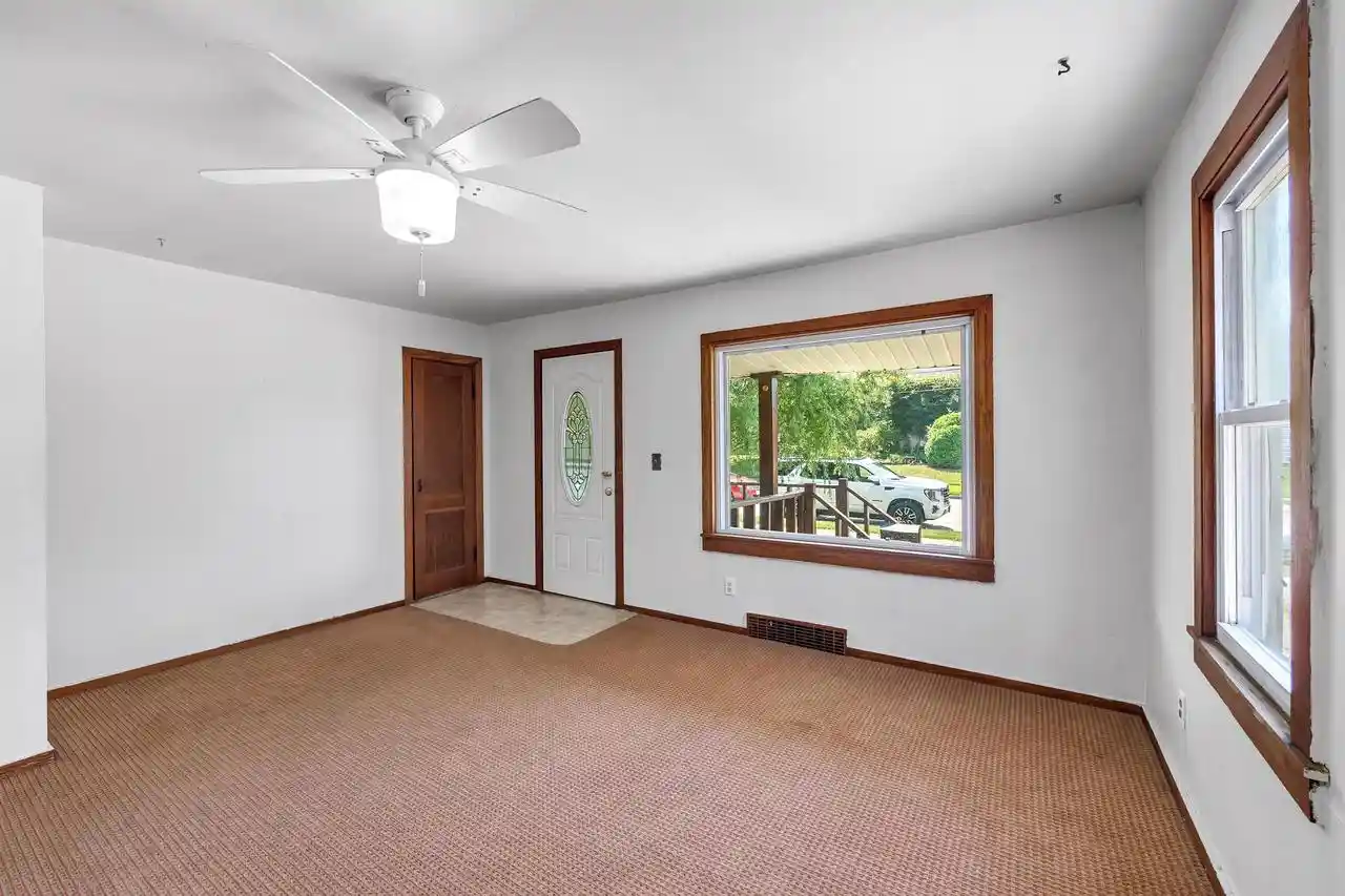 2nd image of 1230 E Fremont Street Street, Appleton, WI 54915 | MLS# 50330665