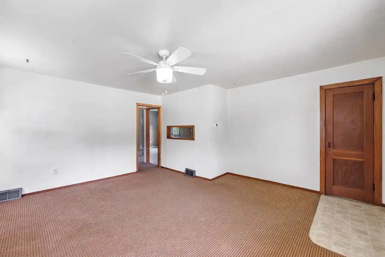 Photo 3 of Single family home for sale at 1230 E Fremont Street Street, Appleton, WI 54915 | MLS# 50330665 | Listing updated on 2026-09-17