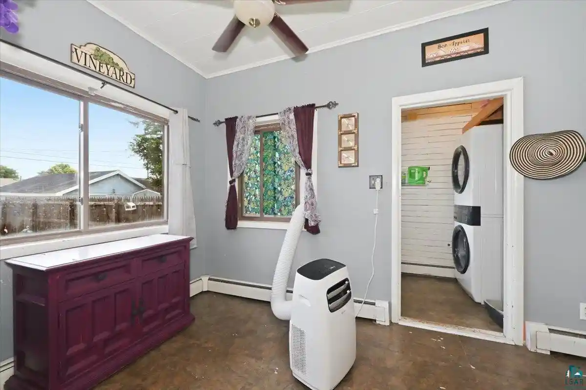 Photo 3 of Single family home for sale at 2334 Banks Ave Ave, Superior, WI 54880 | MLS# 6127234 | Listing updated on 2026-10-06