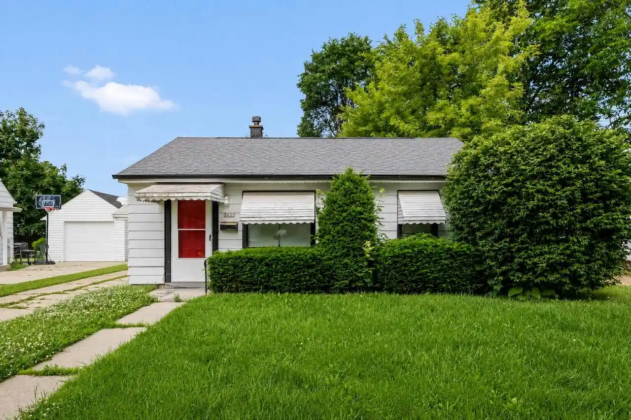 2nd image of 5695 N 57th Street Street, Milwaukee, WI 53218 | MLS# 1975327