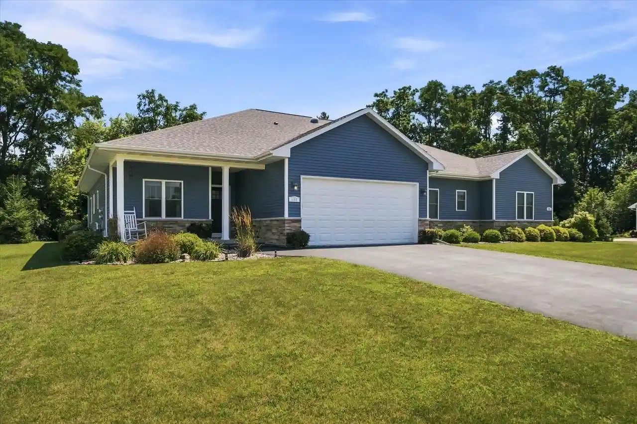 1st image of 490 Meadowlark Lane E Lane E, Green Lake, WI 54941 | MLS# 1975331