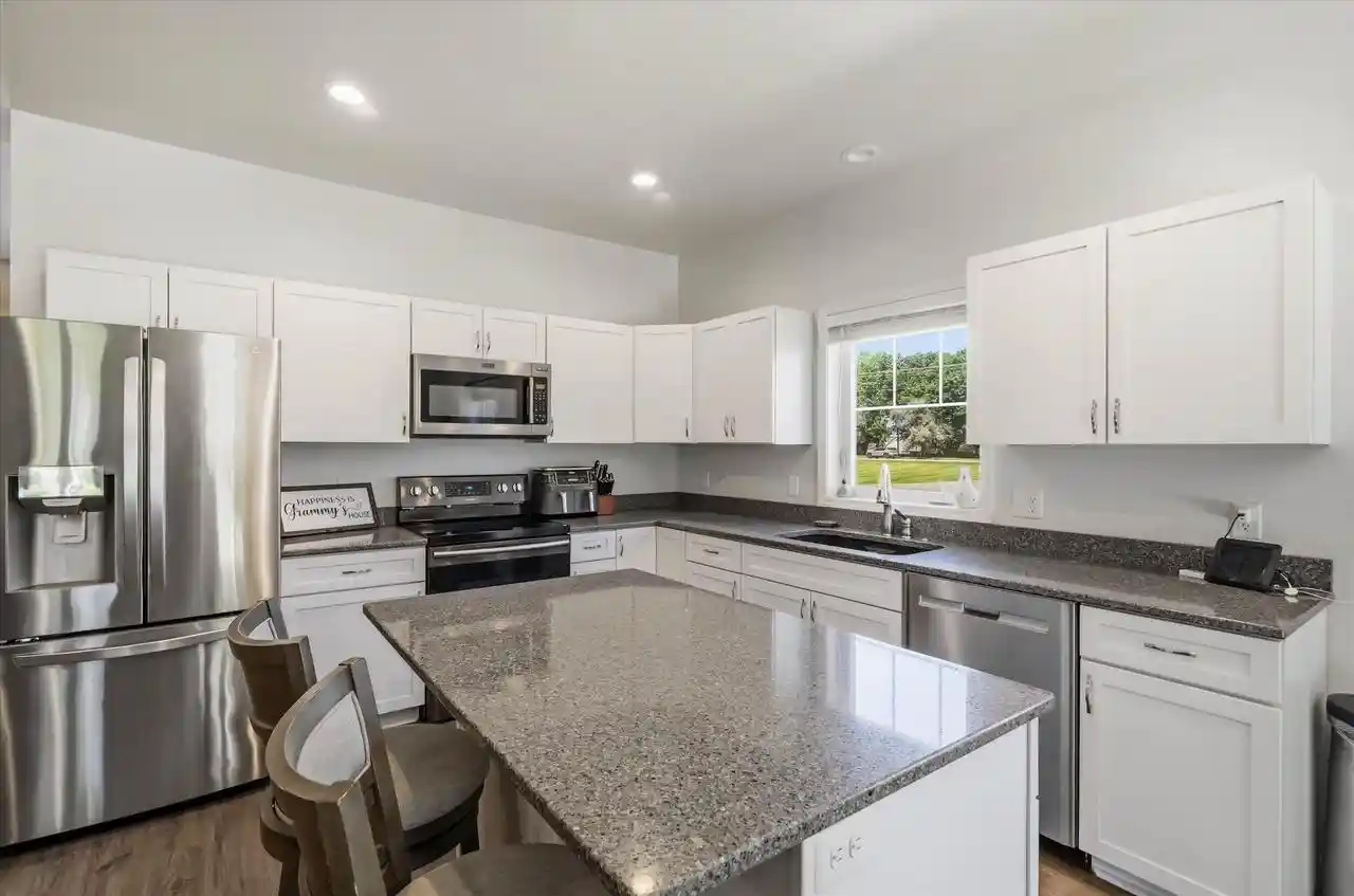 2nd image of 490 Meadowlark Lane E Lane E, Green Lake, WI 54941 | MLS# 1975331