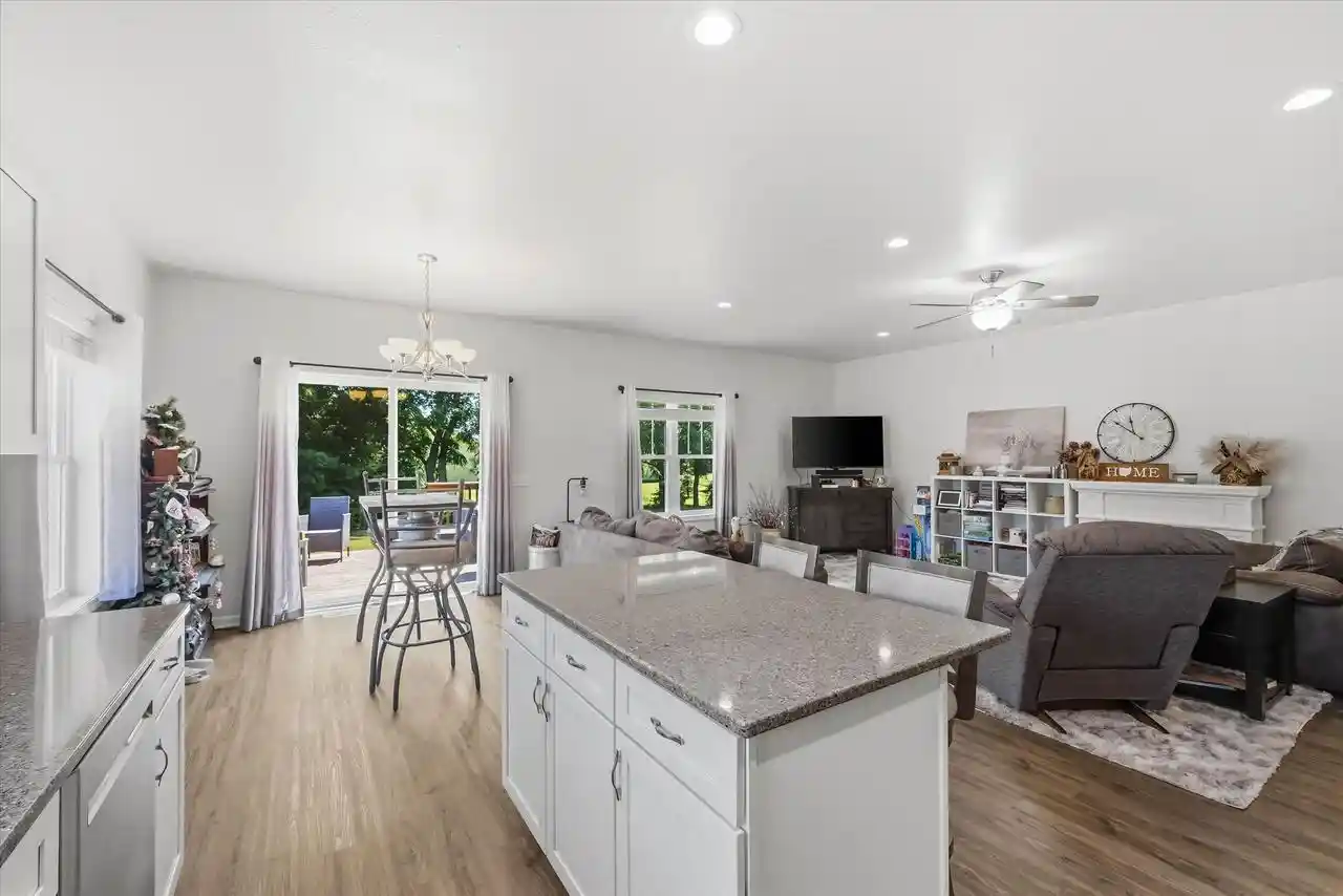 Photo 4 of Condo for sale at 490 Meadowlark Lane E Lane E, Green Lake, WI 54941 | MLS# 1975331 | Listing updated on 2026-09-23