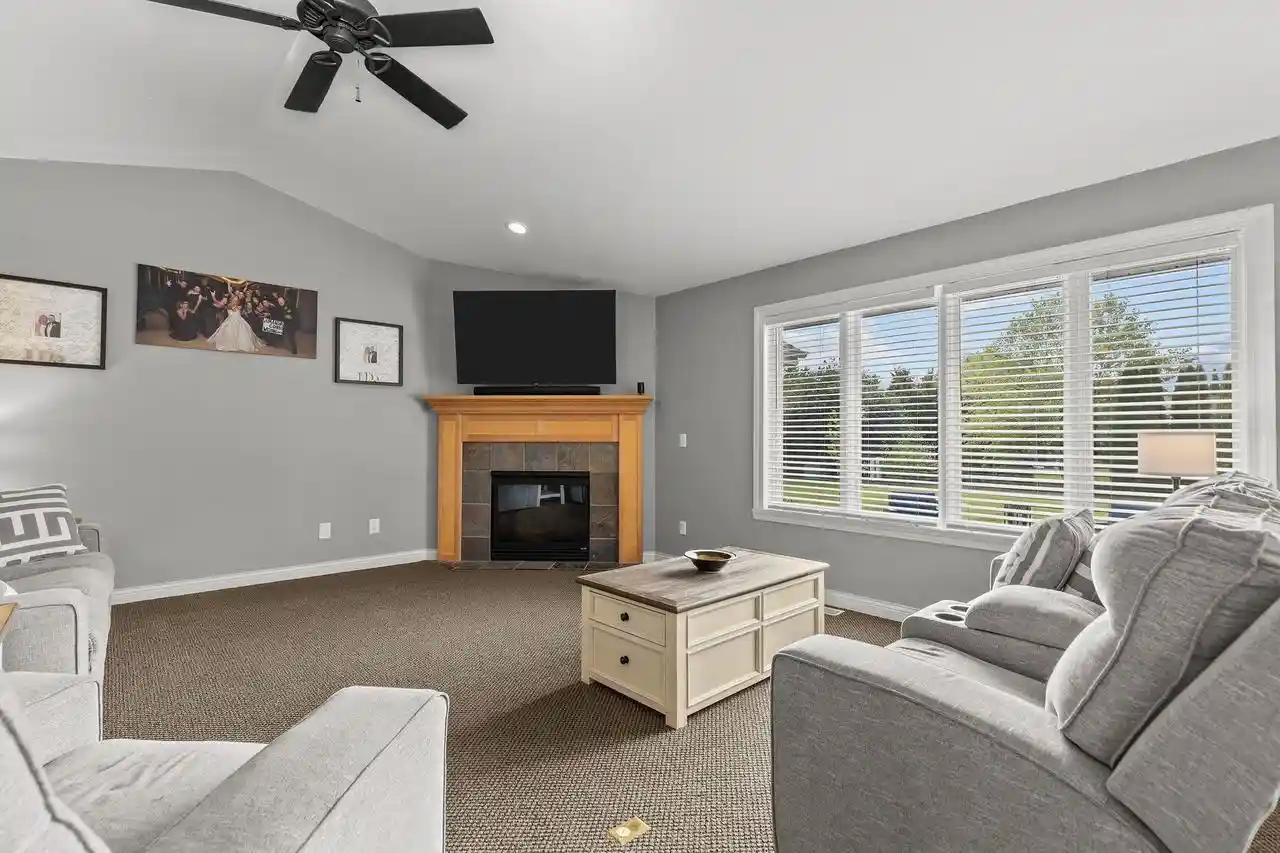 Photo 3 of Single family home for sale at 4807 N Fuji Dr Dr, Appleton, WI 54913 | MLS# 50330675 | Listing updated on 2026-08-21