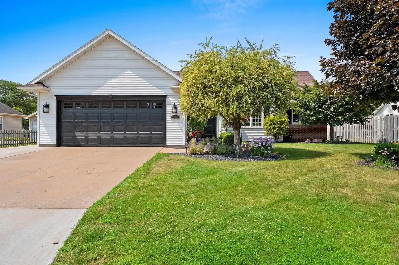 Photo 1 of Sale Pending at 1220 Stillmeadow Lane Lane, Menasha, WI 54952 | MLS# 50330678 | Listing updated on 2026-09-11