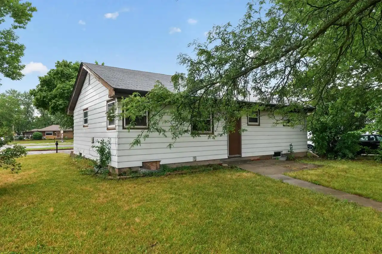 Photo 3 of Sale Pending at 8000 W Mill Road Road, Milwaukee, WI 53218 | MLS# 1975340 | Listing updated on 2026-09-02