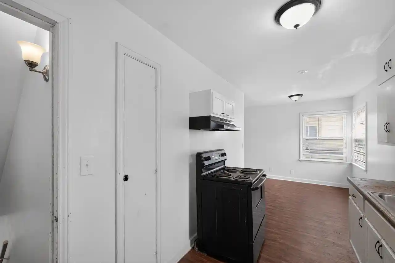 2nd image of 4608 N 30th Street Street, Milwaukee, WI 53209 | MLS# 1975343