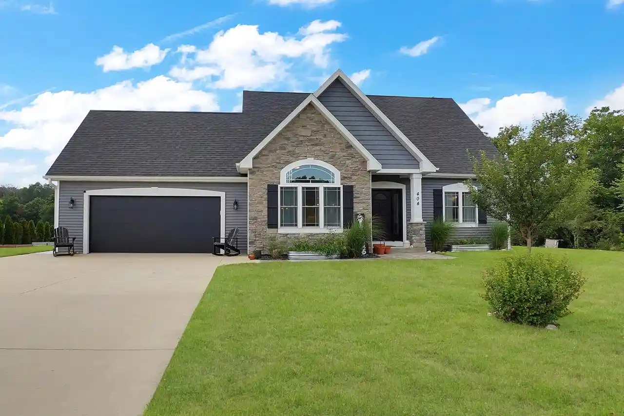 1st image of 404 Appletree Lane Lane, Eagle, WI 53119 | MLS# 1975347