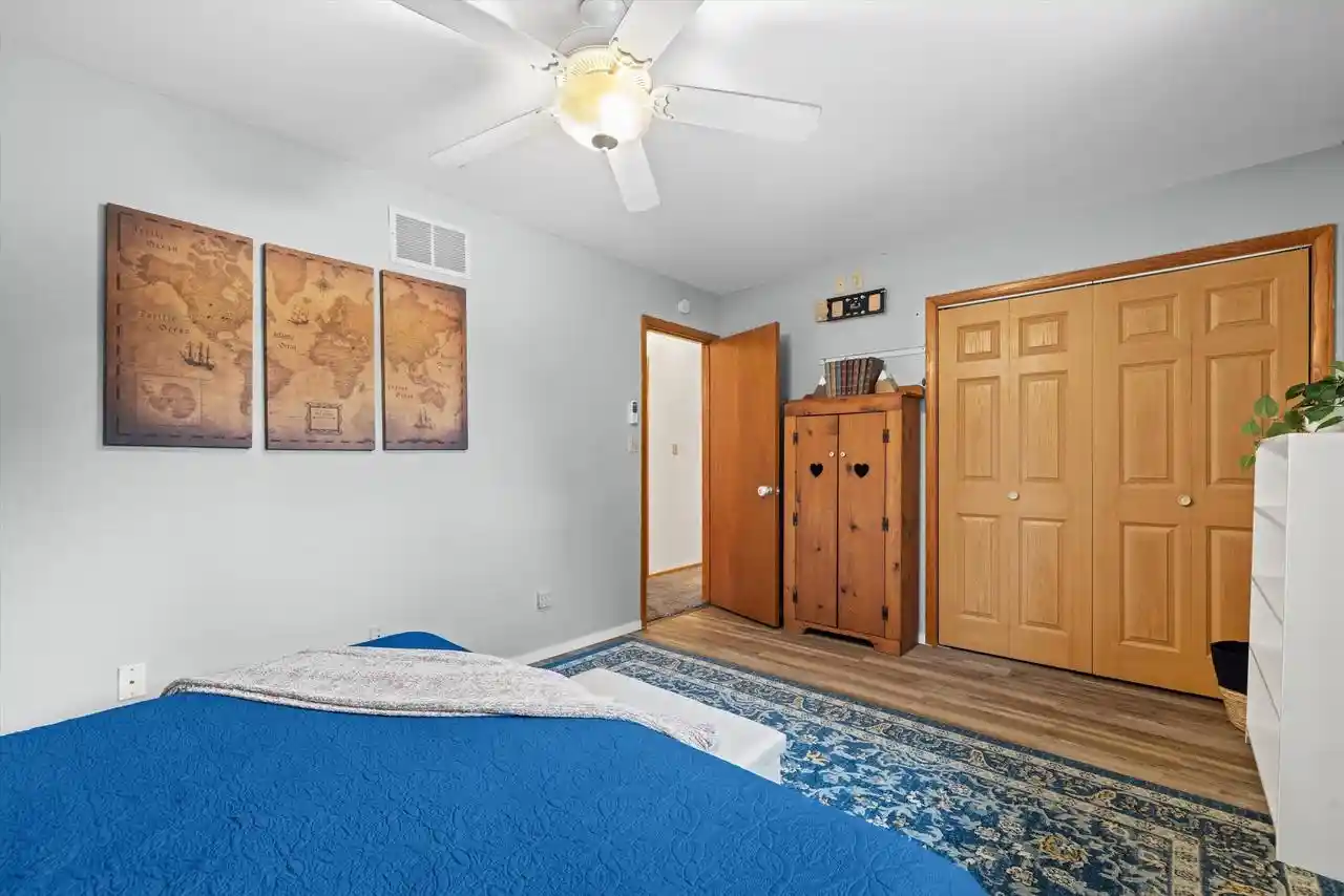 3rd image of 1129 Bluebird Lane Lane, Union Grove, WI 53182 | MLS# 1975357