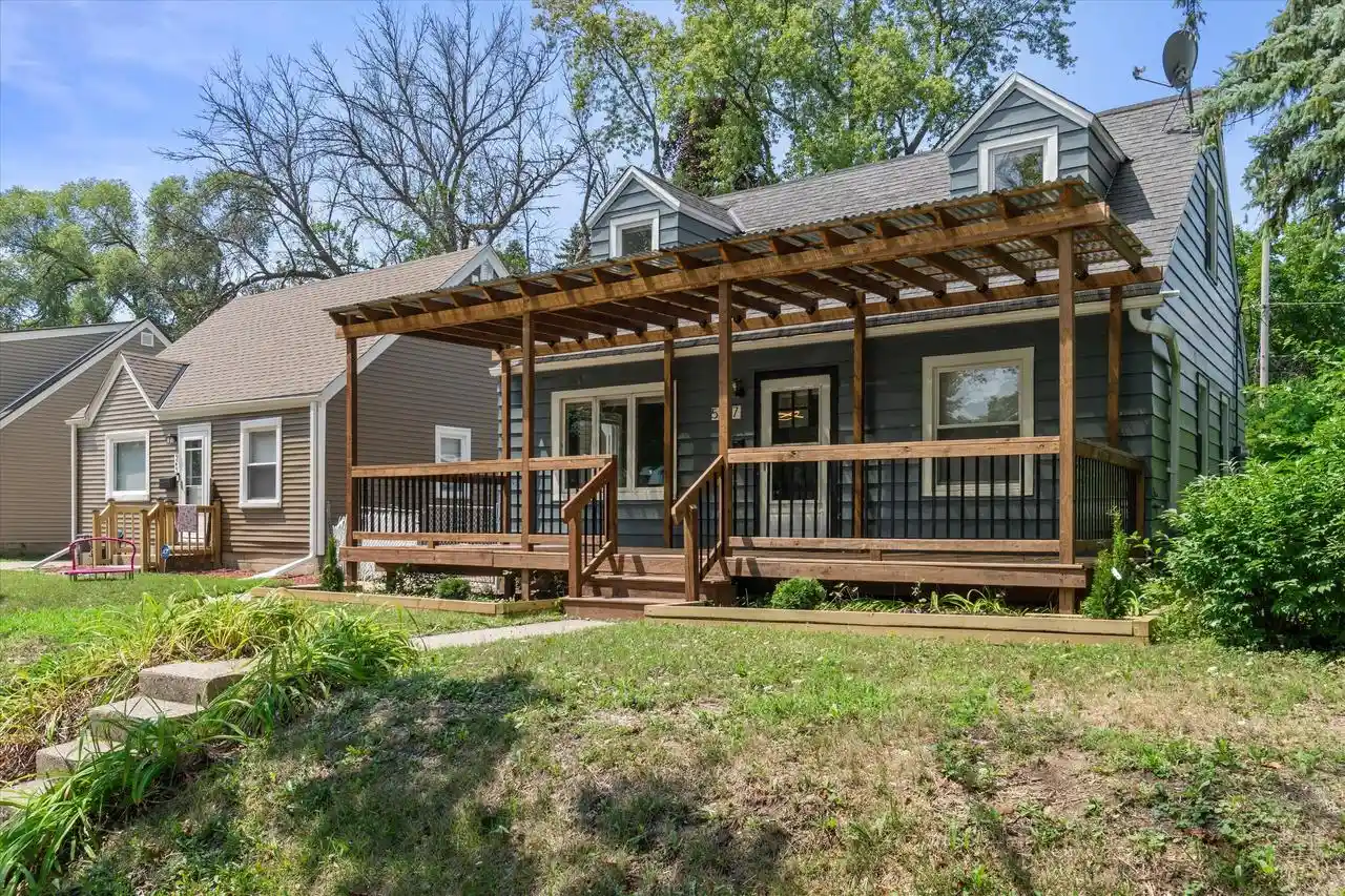 1st image of 5277 N 51st Boulevard Boulevard, Milwaukee, WI 53218 | MLS# 1975363