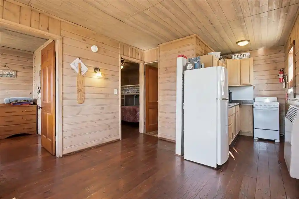 4th image of 24541 Clam Lake Dr Dr, Siren, WI 54872 | MLS# 1604035