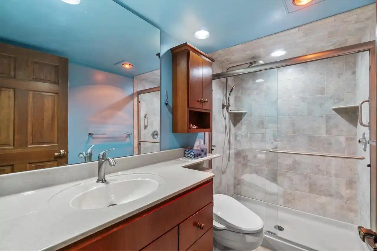 20th image of 700 Waters Edge Road Road #5, Racine, WI 53402 | MLS# 1975366