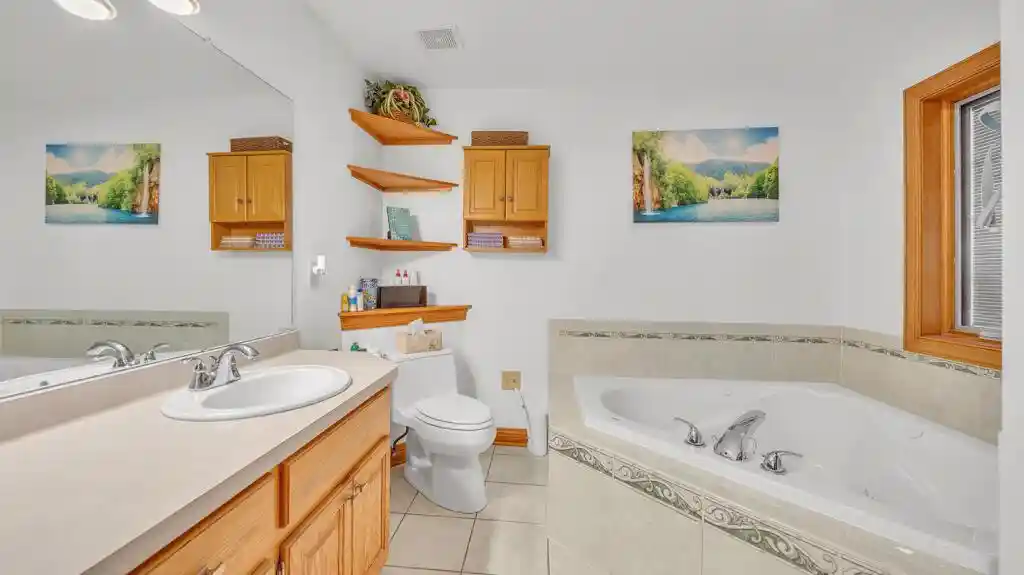 Photo 3 of Single family home for sale at 1828 Blackfoot Court Court, Grafton, WI 53024 | MLS# 1975368 | Listing updated on 2026-10-05