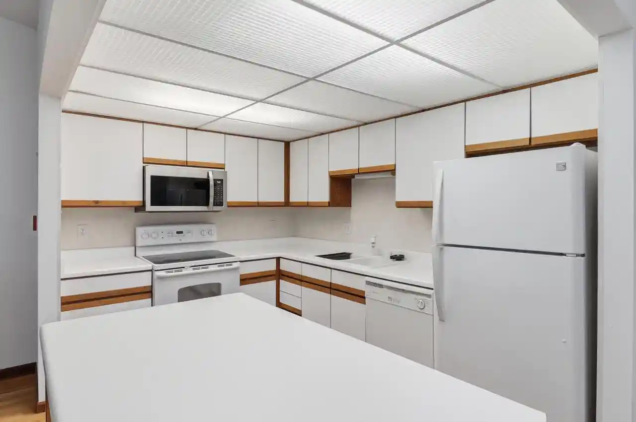 2nd image of 7040 Mariner Dr Dr #202, Mount Pleasant, WI 53406 | MLS# 1975379