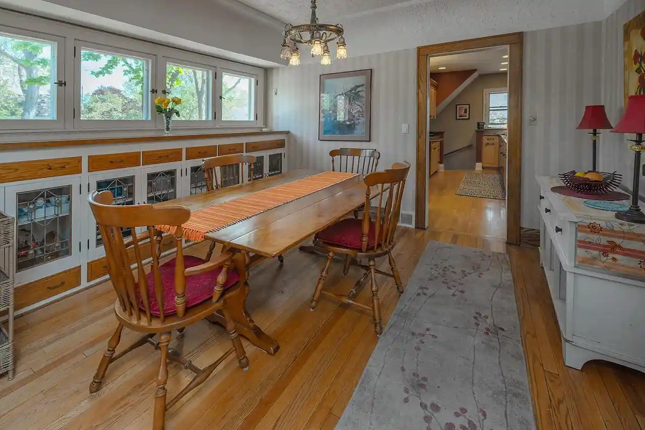 2nd image of 5074 N Hollywood Avenue Avenue, Milwaukee, WI 53217 | MLS# 1975380