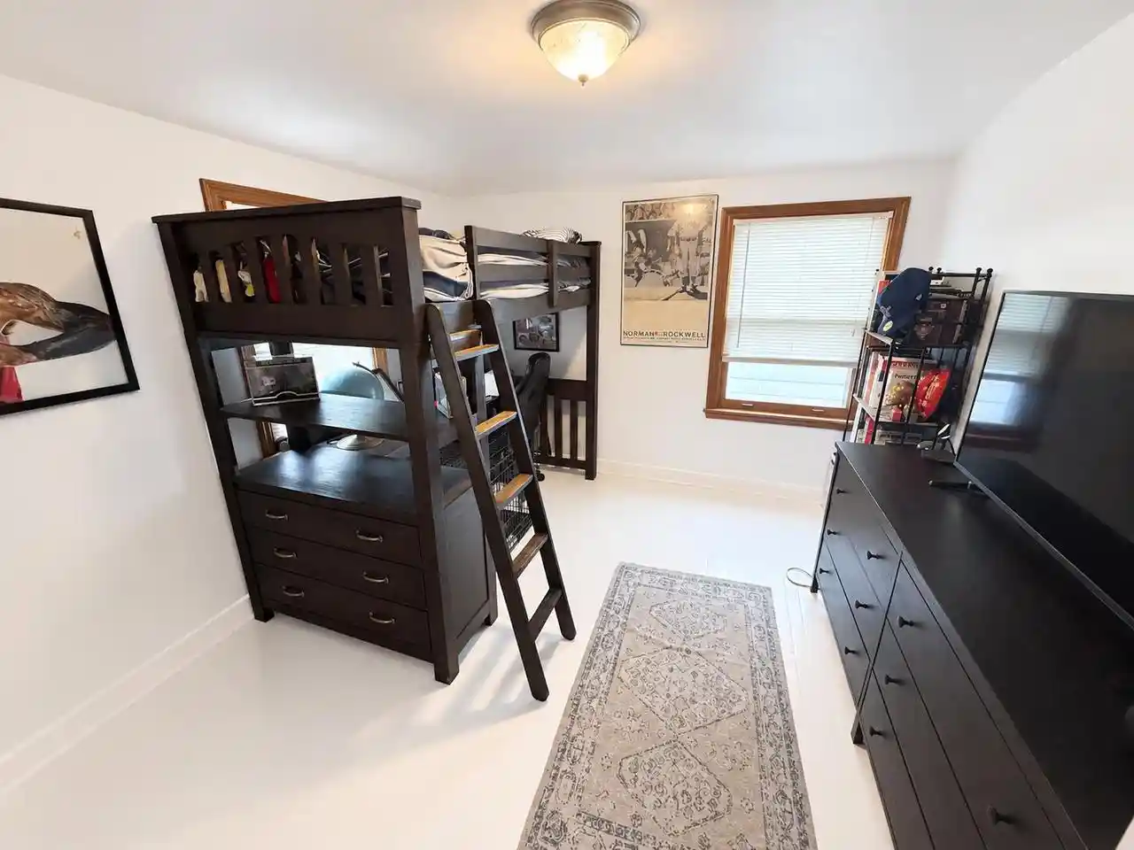 Photo 3 of Sale Pending at 1616 E Eden Pl Pl, Saint Francis, WI 53235 | MLS# 1975382 | Listing updated on 2026-09-19