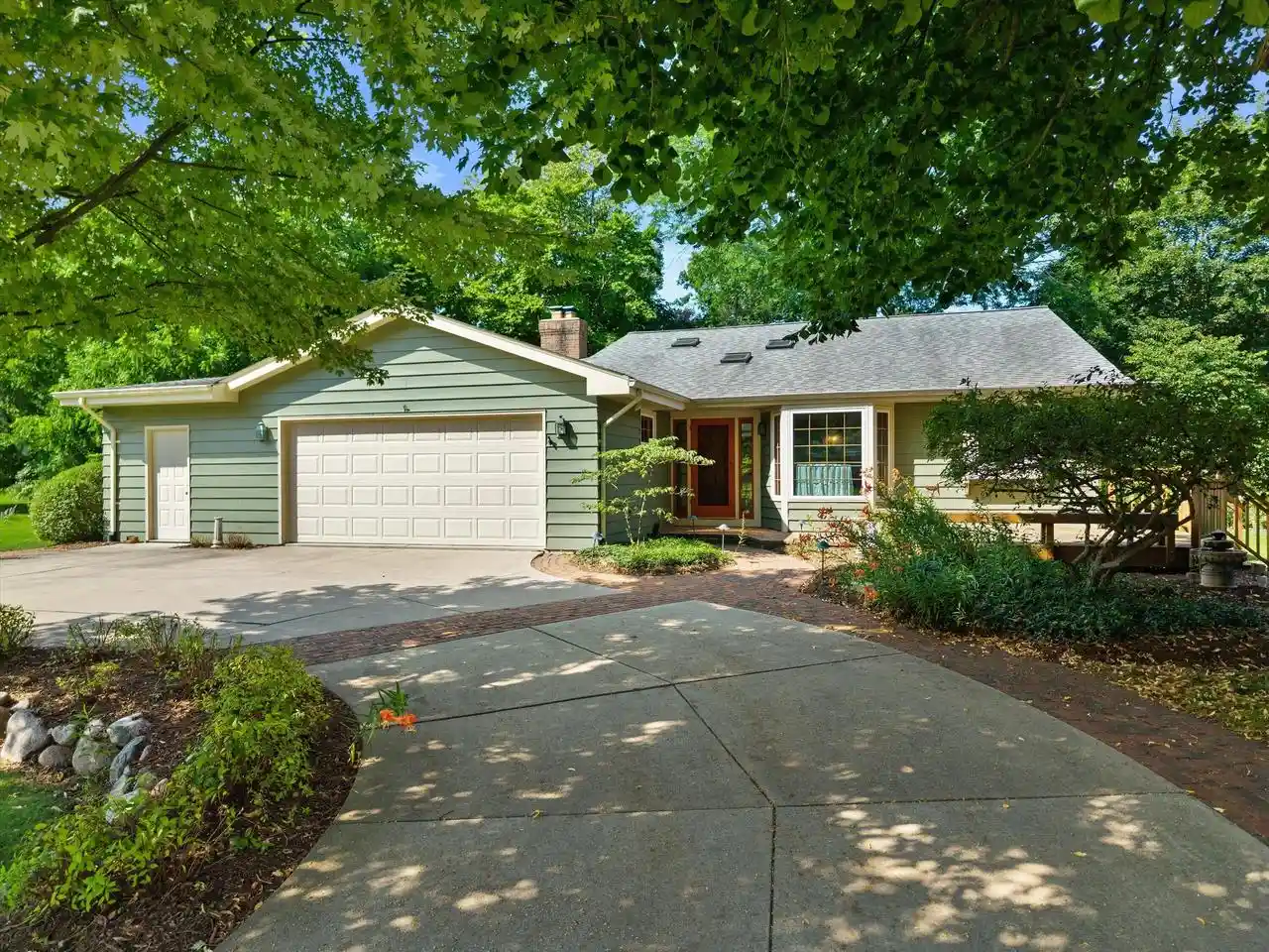 1st image of 12655 N River Forest Circle Circle, Mequon, WI 53092 | MLS# 1975398