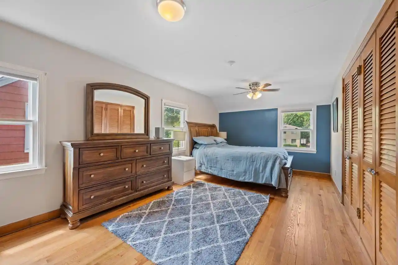 Photo 3 of Single family home for sale at 5700 N Sidney Pl Pl, Glendale, WI 53209 | MLS# 1975409 | Listing updated on 2026-08-29