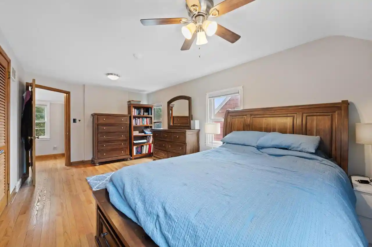 Photo 3 of Single family home for sale at 5700 N Sidney Pl Pl, Glendale, WI 53209 | MLS# 1975409 | Listing updated on 2026-08-29