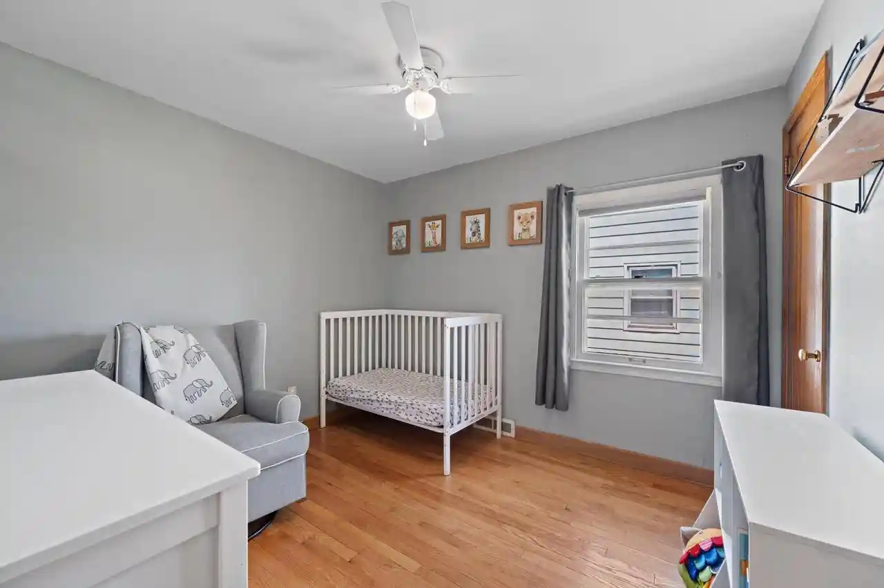 Photo 4 of Single family home for sale at 5700 N Sidney Pl Pl, Glendale, WI 53209 | MLS# 1975409 | Listing updated on 2026-08-29