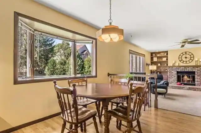 2nd image of 17 Park Crest Court Court, Madison, WI 53711 | MLS# 2030036