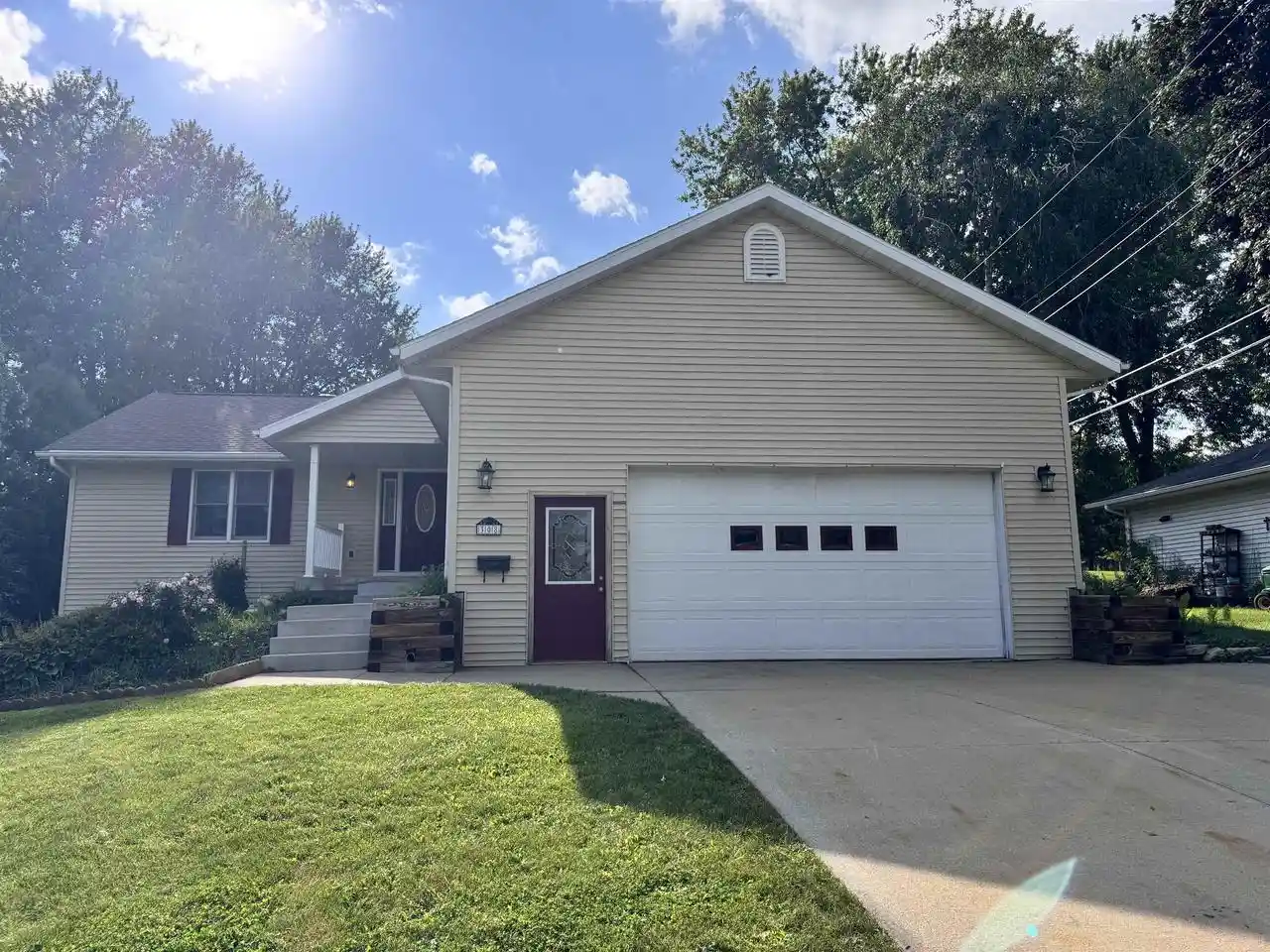1st image of 308 S Lindsey Street Street, Dodgeville, WI 53533 | MLS# 2030039