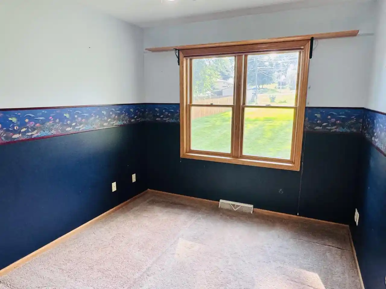 3rd image of 308 S Lindsey Street Street, Dodgeville, WI 53533 | MLS# 2030039