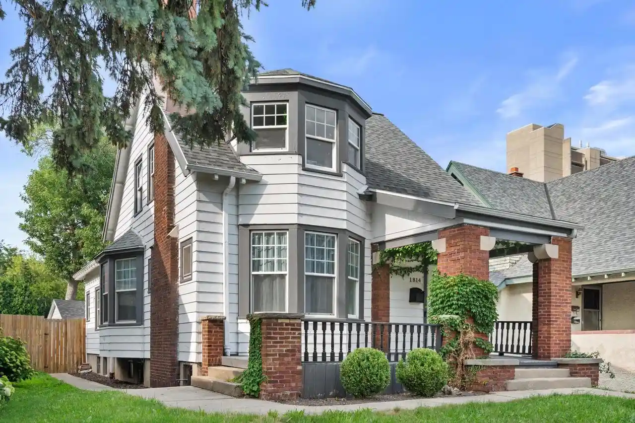 1st image of 1814 E Kenwood Boulevard Boulevard, Milwaukee, WI 53211 | MLS# 1975427