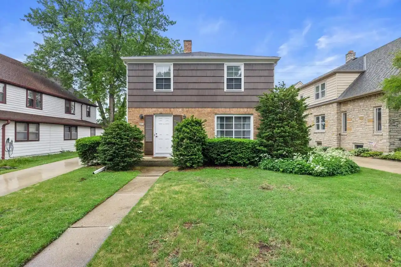 1st image of 8811 W Hawthorne Avenue Avenue #8813, Milwaukee, WI 53226 | MLS# 1975431