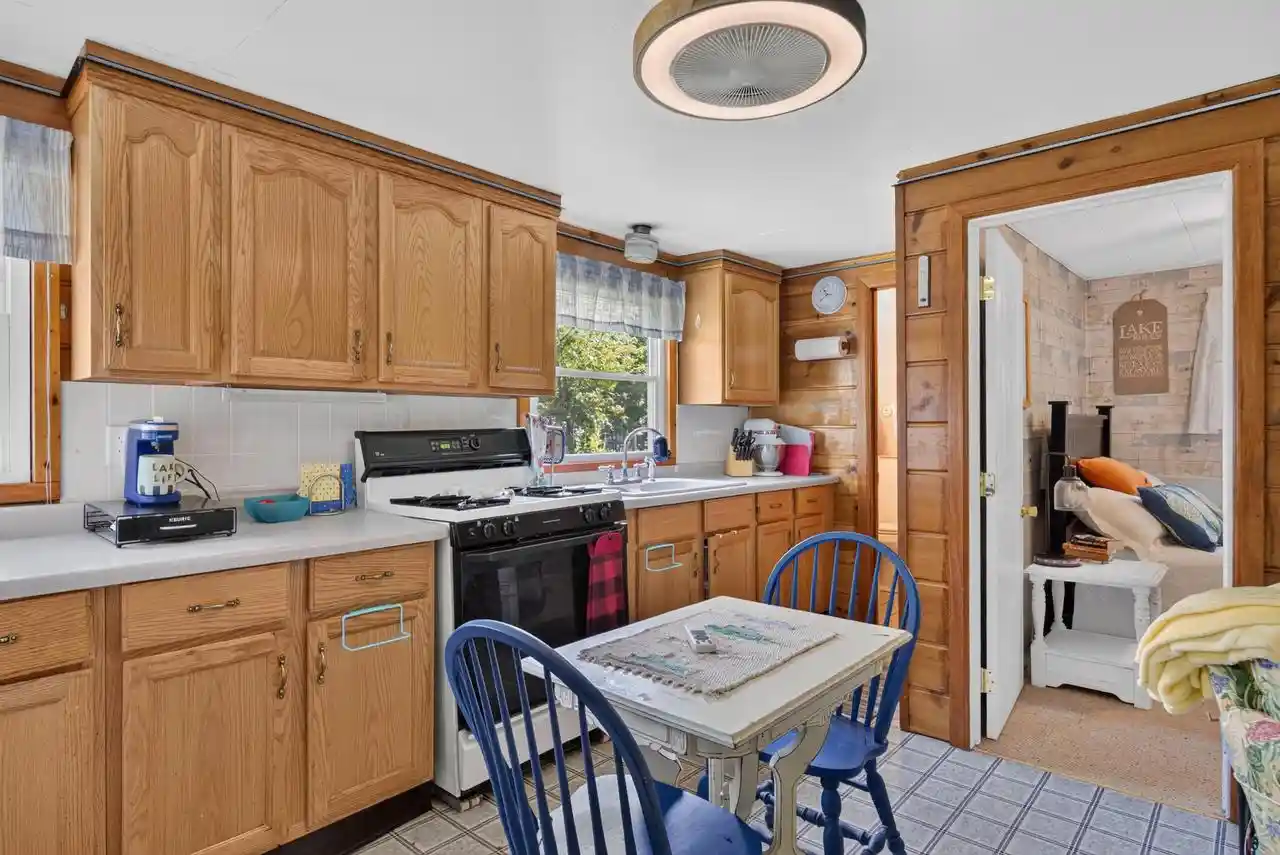 43rd image of 13930 Eastwood Lane Lane, Newton, WI 53063 | MLS# 1975448