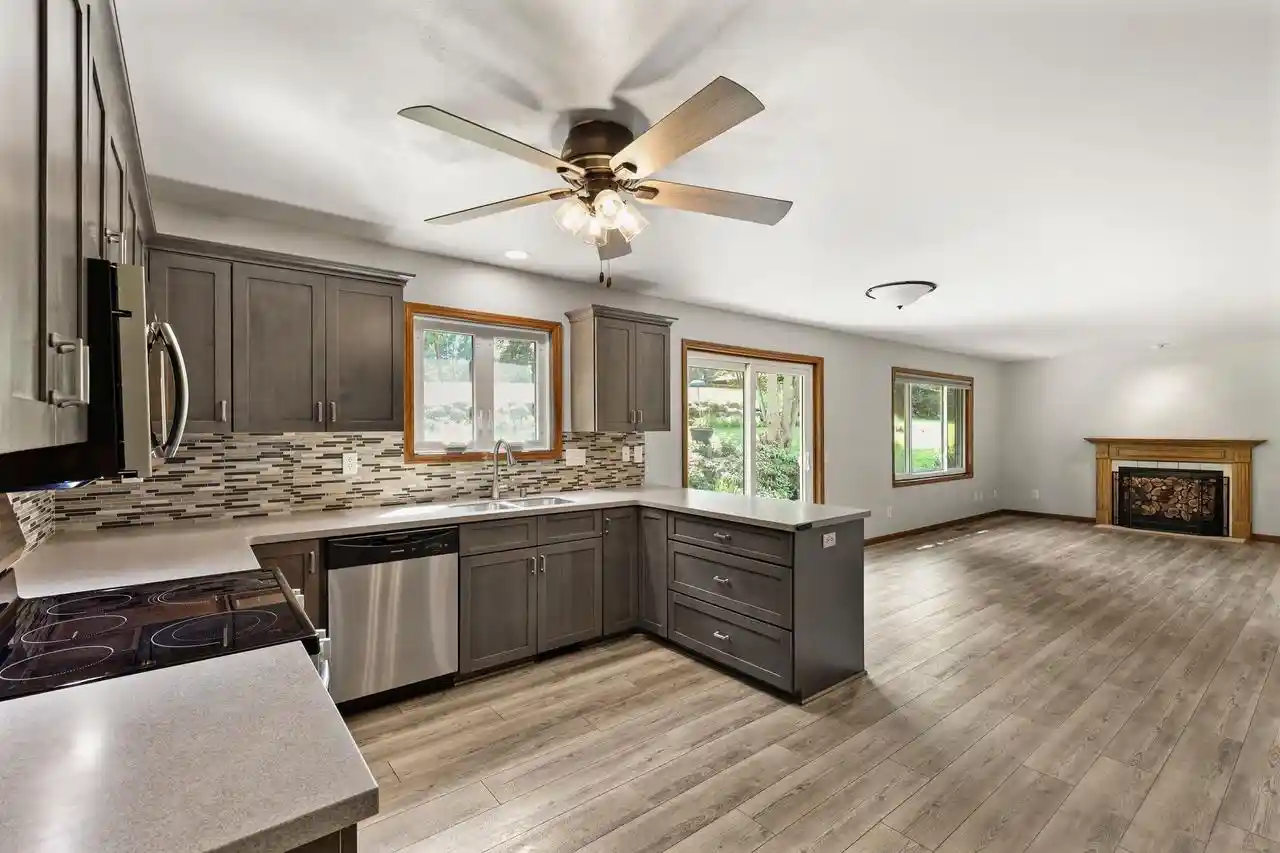 3rd image of 3702 Spring Hill Court Court, Middleton, WI 53562 | MLS# 2030056